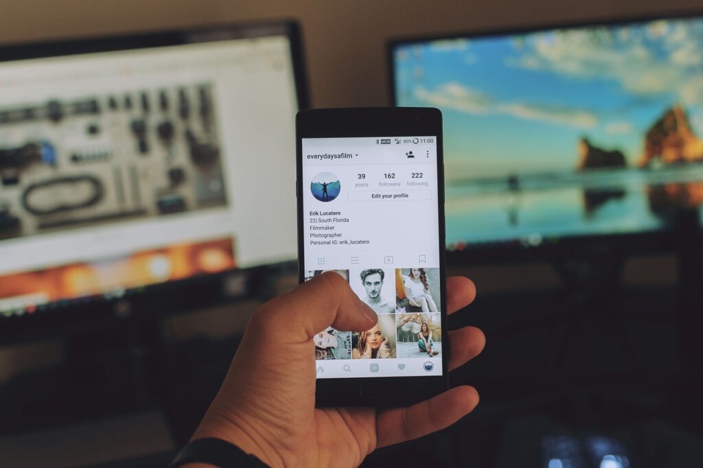 mobile instagram